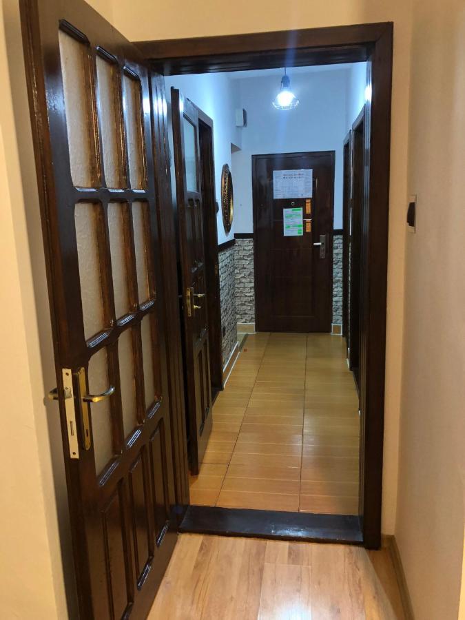 Apartament Basak 2 Apartment Deva Exterior photo